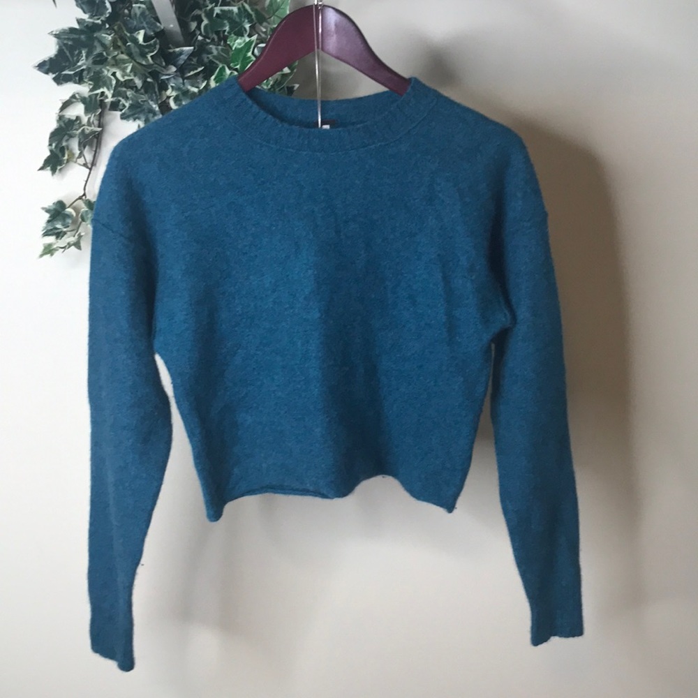 Cashmere Crop Sweater